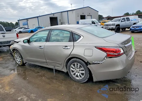 2015 Nissan Altima 2.5 из США, поврежденный, VIN 1N4AL3AP8FC476907